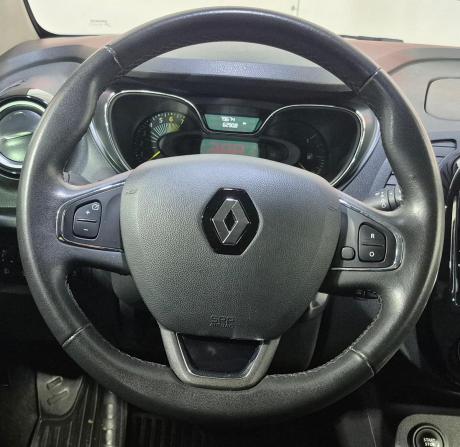 Renault Kaptur I с пробегом 2016 года, цена 1 570 000 рублей, 79369 км, внедорожник, Автокод Объявления
