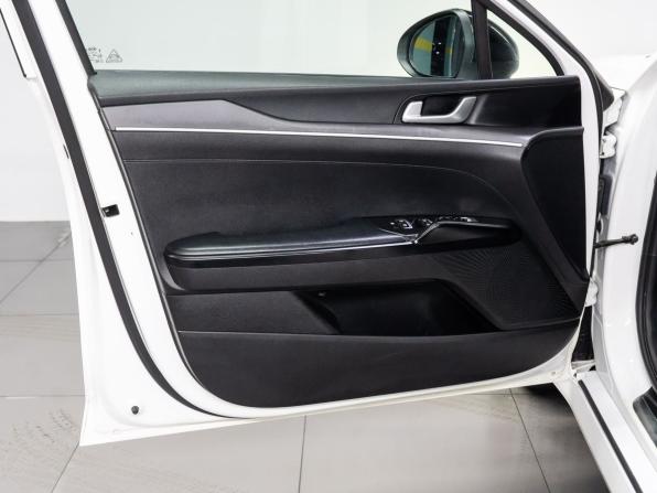 Kia K5 III с пробегом 2020 года, цена 2 279 000 рублей, 110792 км, седан, Автокод Объявления