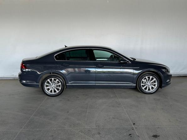 Volkswagen Passat B8 с пробегом 2017 года, цена 1 997 000 рублей, 142575 км, седан, Автокод Объявления