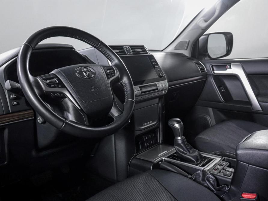 Toyota Land Cruiser Prado 150 Series Рестайлинг 3 Москва  - изображение 14