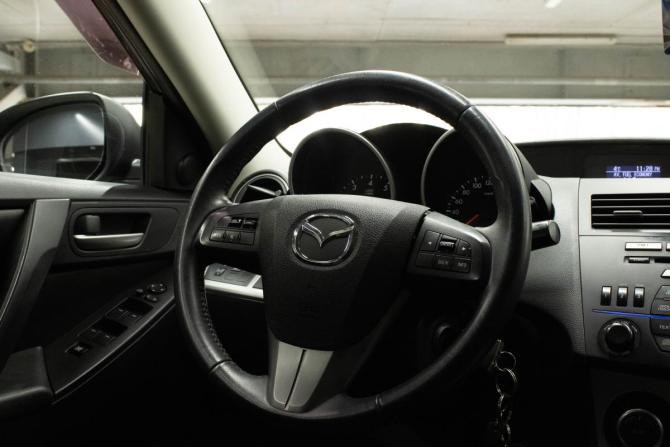Mazda 3 II (BL) с пробегом 2009 года, цена 649 000 рублей, 226035 км, хэтчбек, Автокод Объявления