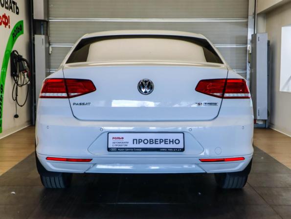Volkswagen Passat B8 с пробегом 2015 года, цена 1 450 000 рублей, 216254 км, седан, Автокод Объявления