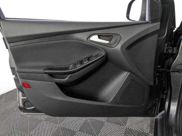 Ford Focus III Рестайлинг с пробегом 2018 года, цена 1 250 000 рублей, 142861 км, универсал, Автокод Объявления