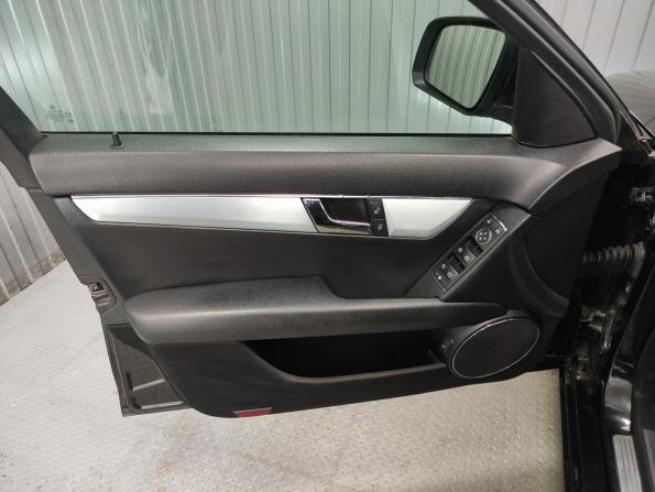 Mercedes-Benz C-Класс III (W204) с пробегом 2008 года, цена 900 000 рублей, 252168 км, седан, Автокод Объявления