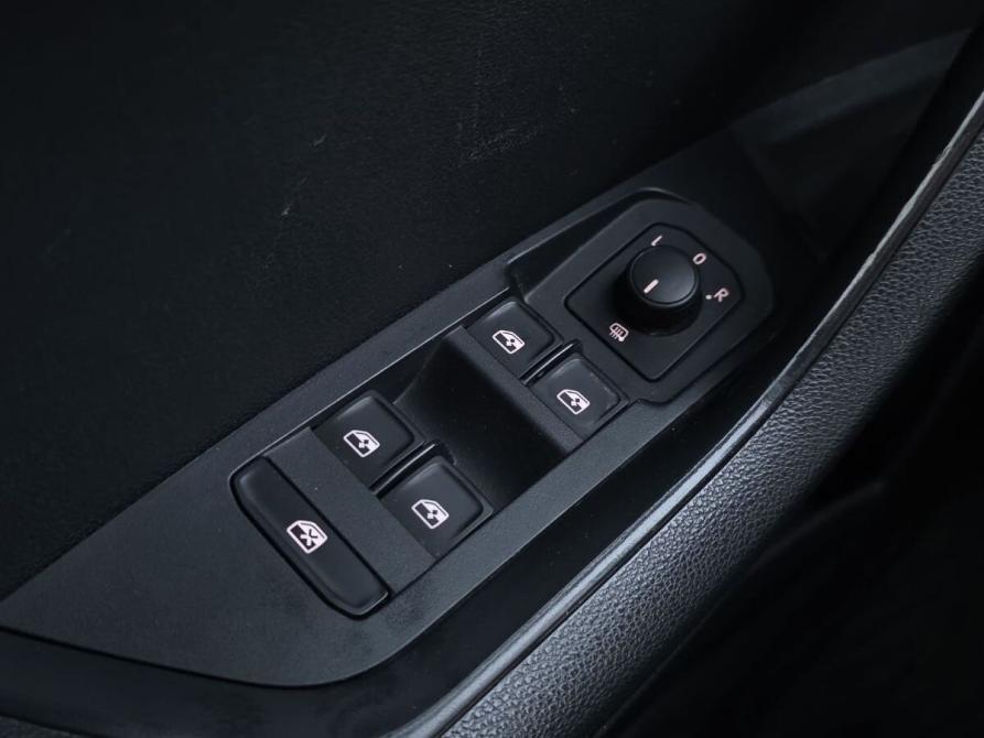 Skoda Karoq I Санкт-Петербург  - изображение 17