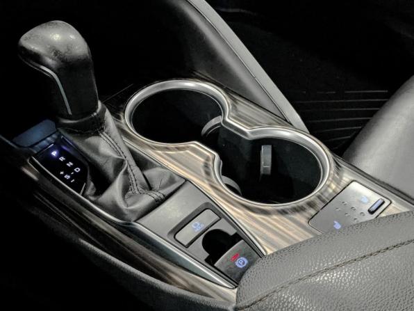 Toyota Camry VIII (XV70) с пробегом 2019 года, цена 2 640 000 рублей, 126890 км, седан, Автокод Объявления