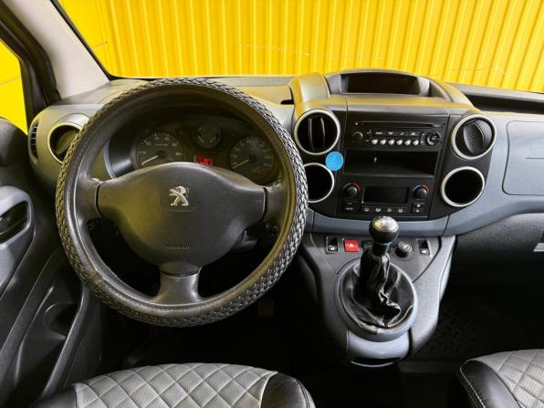 Peugeot Partner II Рестайлинг с пробегом 2012 года, цена 449 000 рублей, 390000 км, минивэн, Автокод Объявления