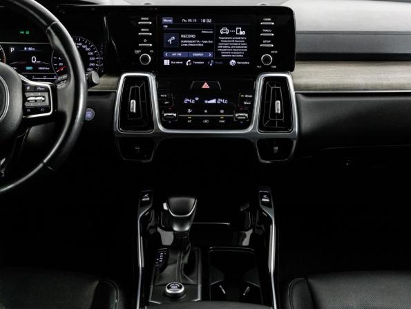 Kia Sorento IV с пробегом 2021 года, цена 3 099 000 рублей, 102615 км, внедорожник, Автокод Объявления