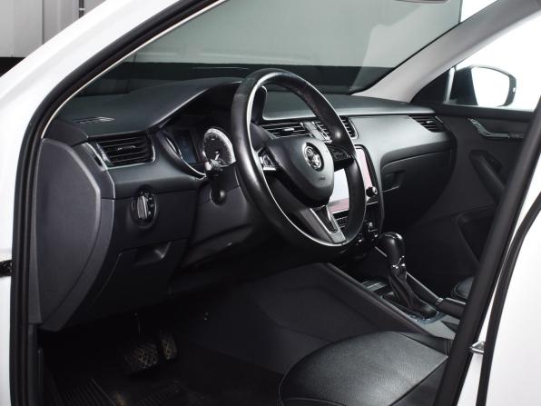Skoda Octavia III (A7) с пробегом 2017 года, цена 1 720 995 рублей, 127959 км, лифтбек, Автокод Объявления