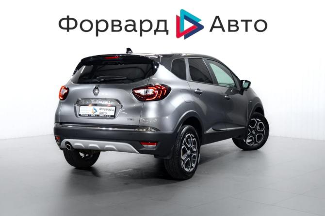 Renault Kaptur I Рестайлинг с пробегом 2021 года, цена 1 839 000 рублей, 43500 км, внедорожник, Автокод Объявления