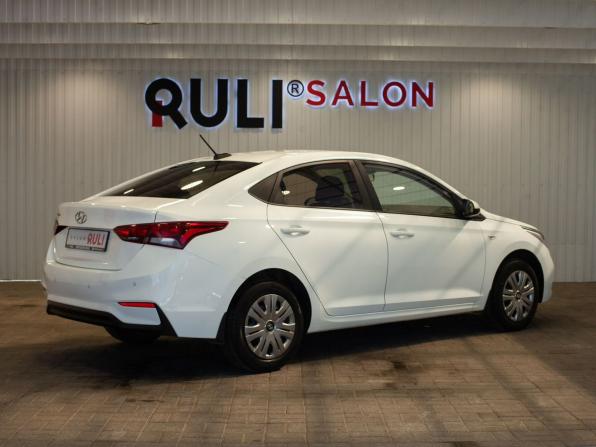 Hyundai Solaris II с пробегом 2018 года, цена 1 245 000 рублей, 181334 км, седан, Автокод Объявления