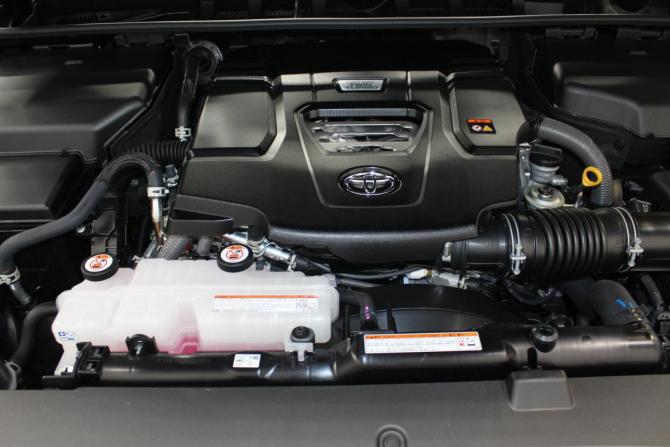 Toyota Land Cruiser 300 Series с пробегом 2021 года, цена 15 000 000 рублей, 400 км, внедорожник, Автокод Объявления