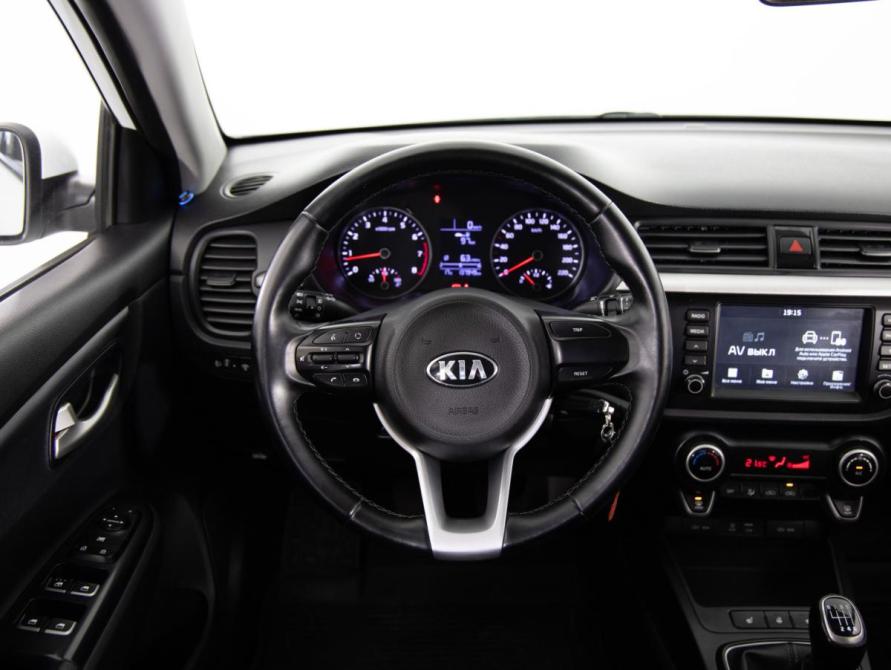 Kia Rio IV Санкт-Петербург  - изображение 11
