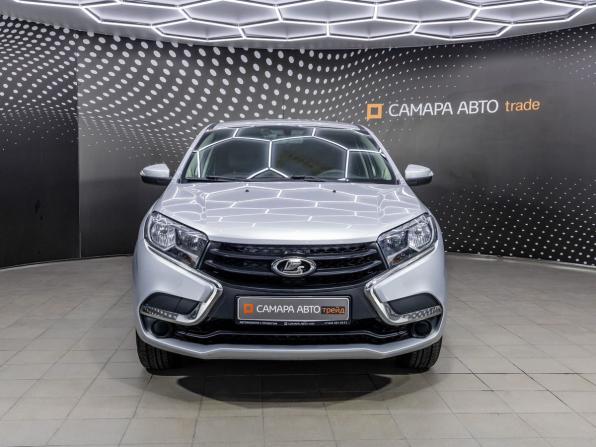 Lada (ВАЗ) XRAY I с пробегом 2018 года, цена 840 000 рублей, 105000 км, хэтчбек, Автокод Объявления