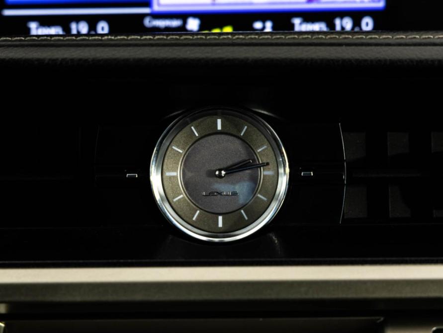Lexus ES VI Санкт-Петербург  - изображение 16