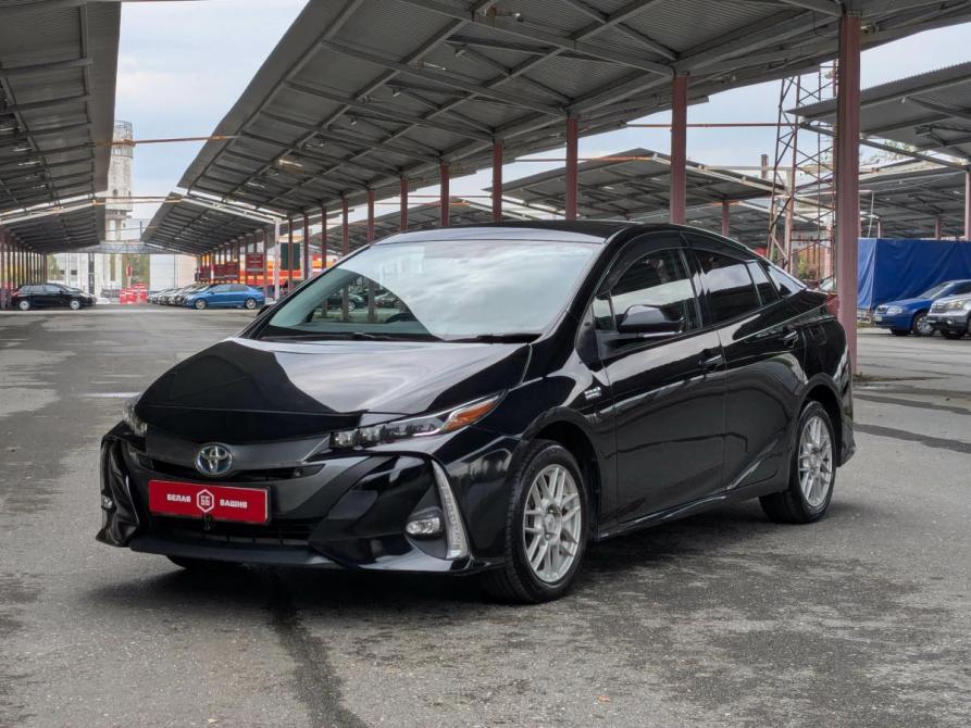 Toyota Prius IV (XW50) Екатеринбург  - изображение 4