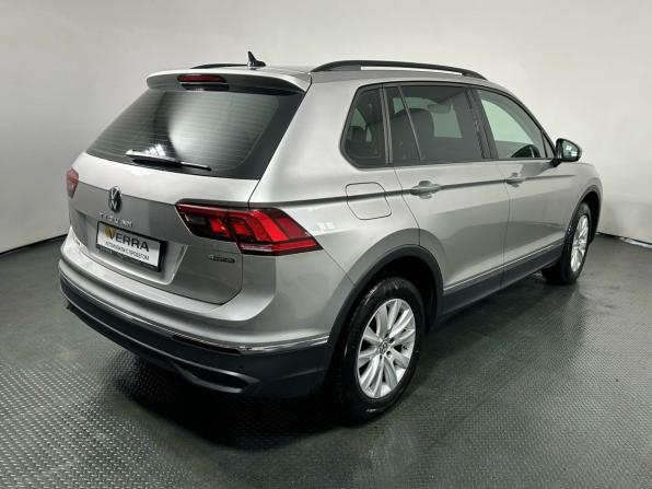 Volkswagen Tiguan II Рестайлинг с пробегом 2021 года, цена 2 890 000 рублей, 63504 км, внедорожник, Автокод Объявления