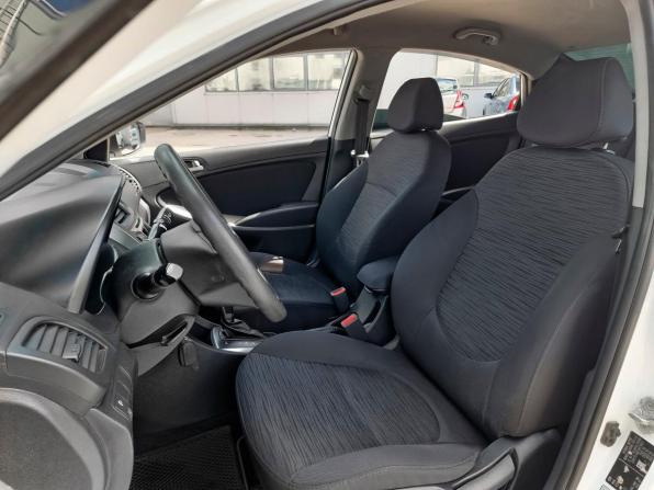 Hyundai Solaris I Рестайлинг с пробегом 2015 года, цена 1 068 000 рублей, 123079 км, седан, Автокод Объявления