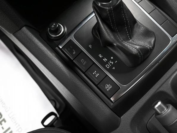 Volkswagen Amarok I с пробегом 2013 года, цена 1 945 000 рублей, 213406 км, offers.body_type.unknown, Автокод Объявления