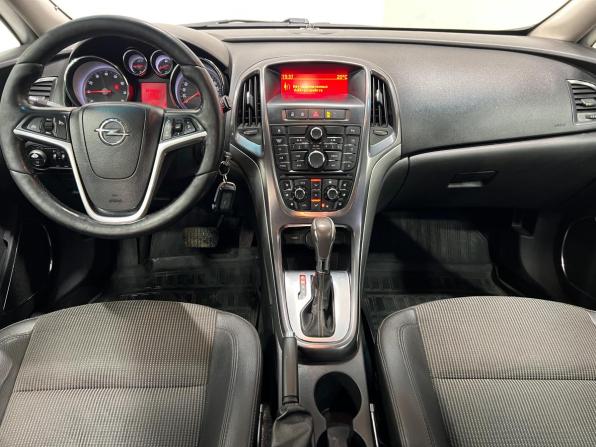 Opel Astra J с пробегом 2012 года, цена 680 000 рублей, 189000 км, хэтчбек, Автокод Объявления