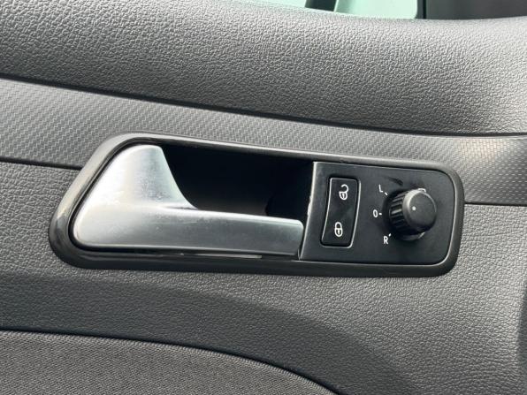 Volkswagen Caddy III Рестайлинг с пробегом 2012 года, цена 999 000 рублей, 163172 км, минивэн, Автокод Объявления