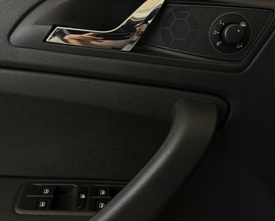 Skoda Yeti I Рестайлинг с пробегом 2014 года, цена 935 000 рублей, 125665 км, внедорожник, Автокод Объявления