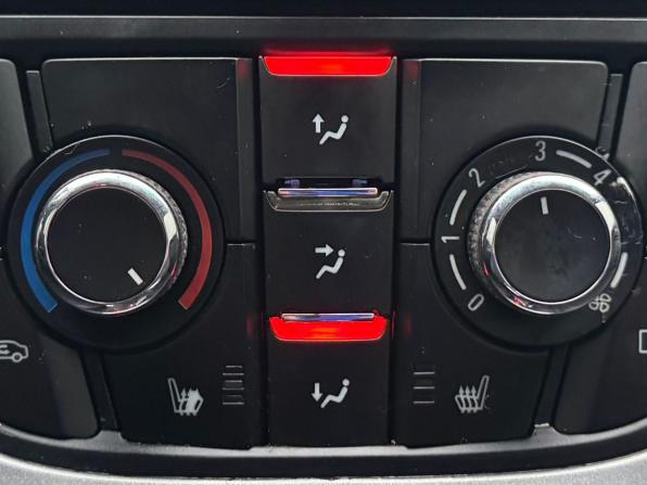 Opel Astra J Рестайлинг с пробегом 2014 года, цена 749 000 рублей, 162800 км, хэтчбек, Автокод Объявления