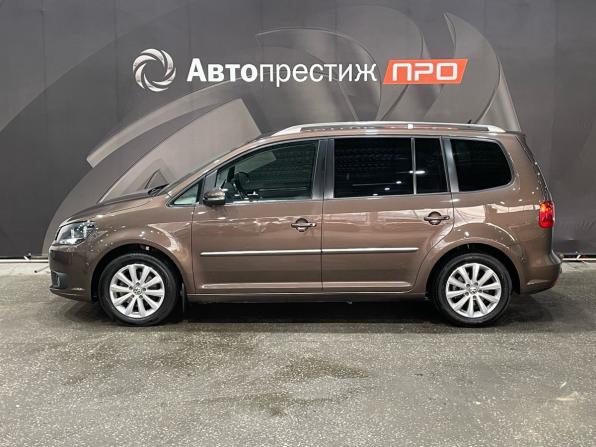 Volkswagen Touran I Рестайлинг 2 с пробегом 2012 года, цена 1 170 000 рублей, 146520 км, компактвэн, Автокод Объявления