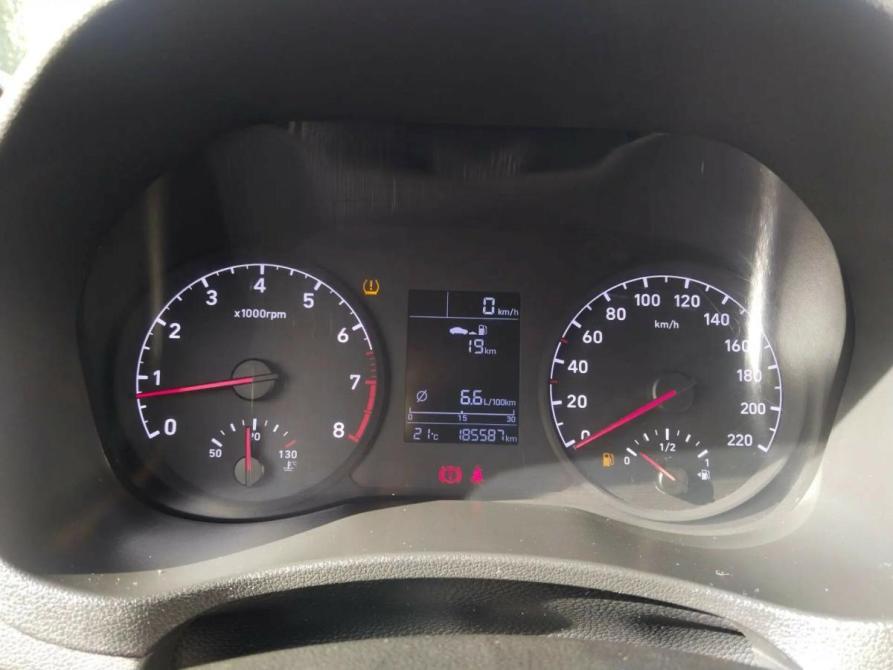 Hyundai Solaris II Набережные Челны  - изображение 10