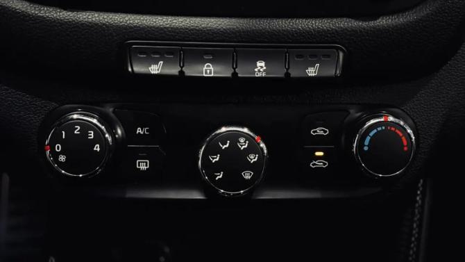 Kia Ceed II с пробегом 2013 года, цена 1 250 000 рублей, 100000 км, хэтчбек, Автокод Объявления