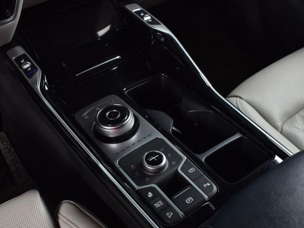 Kia Sorento IV с пробегом 2020 года, цена 3 684 995 рублей, 94436 км, внедорожник, Автокод Объявления