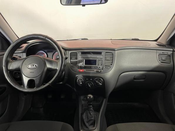 Kia Rio II Рестайлинг с пробегом 2009 года, цена 389 000 рублей, 292766 км, седан, Автокод Объявления