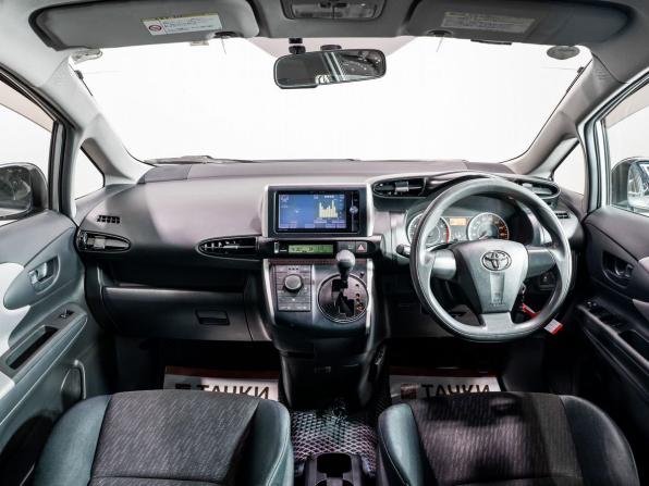 Toyota Wish II с пробегом 2009 года, цена 1 100 000 рублей, 159800 км, минивэн, Автокод Объявления