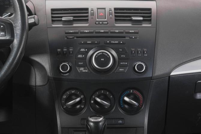Mazda 3 II (BL) Рестайлинг с пробегом 2013 года, цена 749 000 рублей, 119000 км, хэтчбек, Автокод Объявления