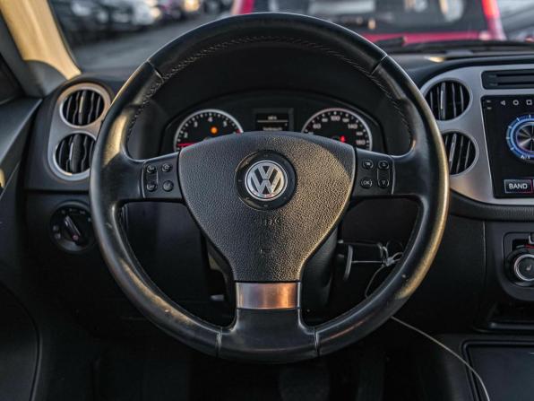 Volkswagen Tiguan I с пробегом 2010 года, цена 877 000 рублей, 255032 км, внедорожник, Автокод Объявления