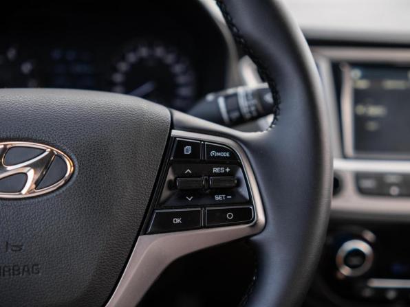 Hyundai Solaris II с пробегом 2019 года, цена 1 179 000 рублей, 198437 км, седан, Автокод Объявления