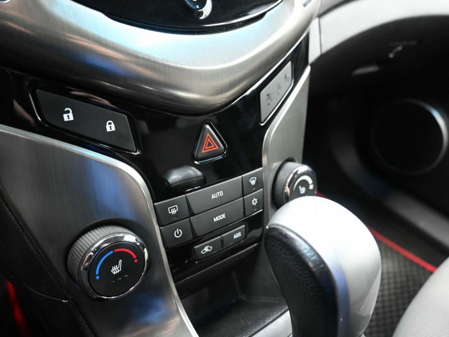 Chevrolet Cruze I Рестайлинг Ростов-на-Дону  - изображение 16