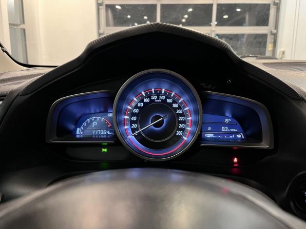 Mazda 3 III (BM) с пробегом 2014 года, цена 1 420 000 рублей, 117363 км, седан, Автокод Объявления