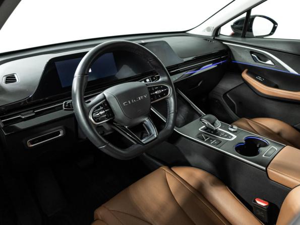 Omoda C5 I с пробегом 2023 года, цена 1 779 700 рублей, 47327 км, внедорожник, Автокод Объявления