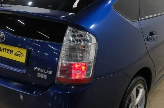 Toyota Prius II Рестайлинг (XW20) с пробегом 2008 года, цена 659 000 рублей, 320000 км, лифтбек, Автокод Объявления
