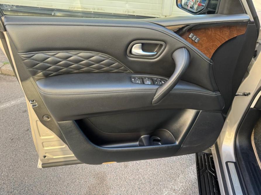 Infiniti QX80 I Рестайлинг 2 Санкт-Петербург  - изображение 16
