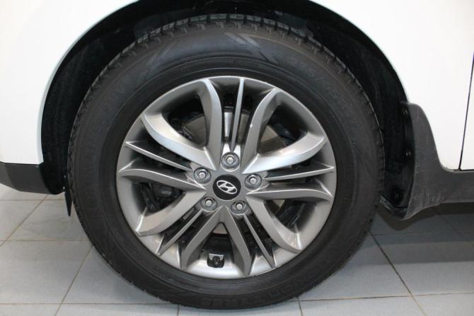 Hyundai ix35 I Рестайлинг с пробегом 2014 года, цена 1 450 000 рублей, 210915 км, внедорожник, Автокод Объявления