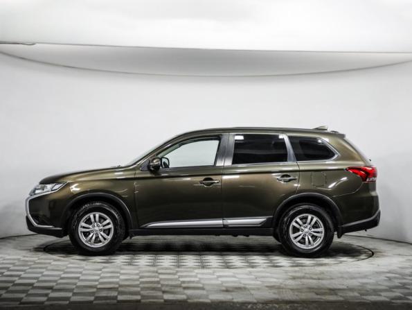 Mitsubishi Outlander III Рестайлинг 3 с пробегом 2020 года, цена 1 849 000 рублей, 182095 км, внедорожник, Автокод Объявления