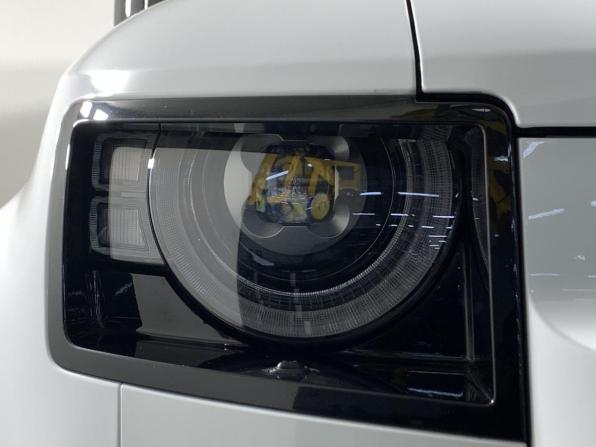 Land Rover Defender II с пробегом 2021 года, цена 5 380 000 рублей, 33244 км, внедорожник, Автокод Объявления