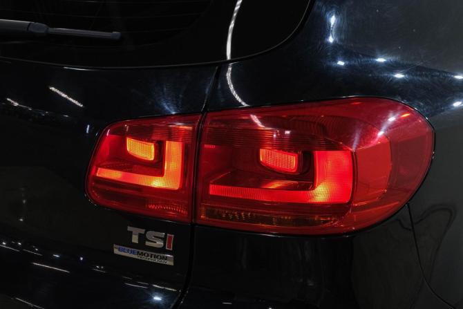 Volkswagen Tiguan I Рестайлинг с пробегом 2011 года, цена 899 000 рублей, 191157 км, внедорожник, Автокод Объявления