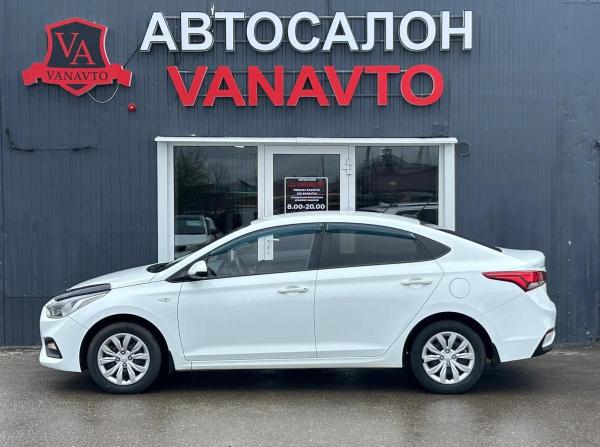 Hyundai Solaris II с пробегом 2019 года, цена 1 370 000 рублей, 55170 км, седан, Автокод Объявления