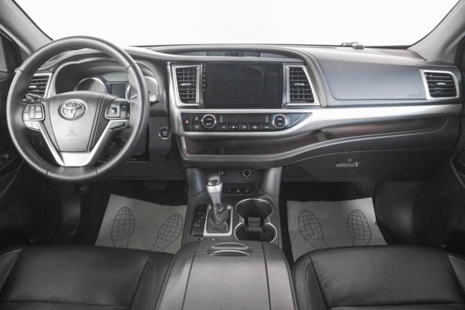 Toyota Highlander III (XU50) с пробегом 2013 года, цена 2 499 000 рублей, 235000 км, внедорожник, Автокод Объявления