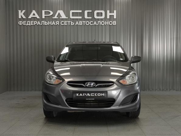 Hyundai Solaris I с пробегом 2012 года, цена 670 000 рублей, 180000 км, хэтчбек, Автокод Объявления