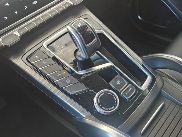 Geely Atlas Pro с пробегом 2022 года, цена 1 945 000 рублей, 91900 км, внедорожник, Автокод Объявления