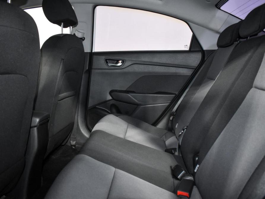 Hyundai Solaris II Санкт-Петербург  - изображение 13